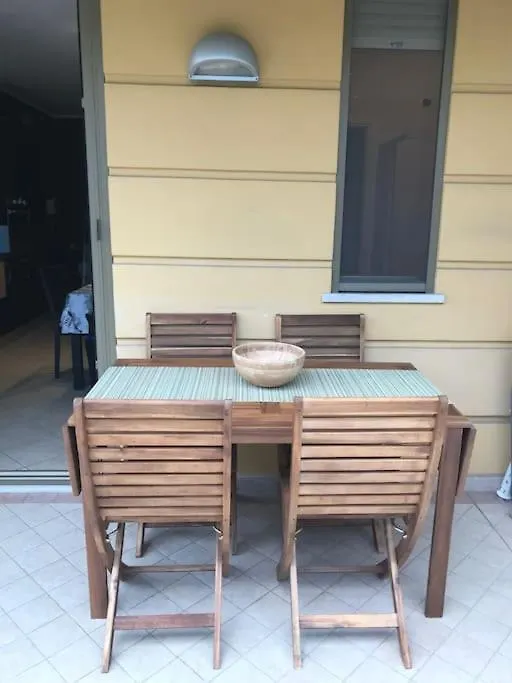 Syrma1 Apartment Lucca 0*,